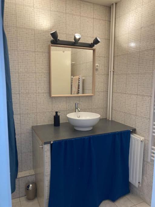 Cozy Studio With Balcony And Free Parking 普罗旺斯地区艾克斯 外观 照片