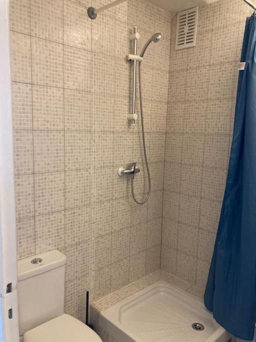 Cozy Studio With Balcony And Free Parking 普罗旺斯地区艾克斯 外观 照片